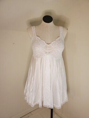 Vintage White Satin & Lace Chemise Nightgown Circle Dress